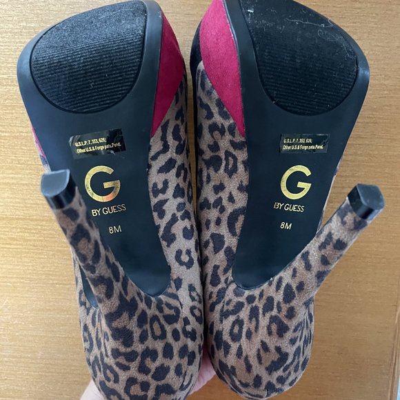 NWOT Guess Leopard Heels - Picture 7 of 9
